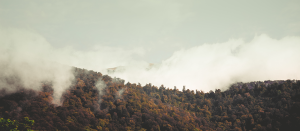 beautiful-hills-skies-alerte-rouge.png